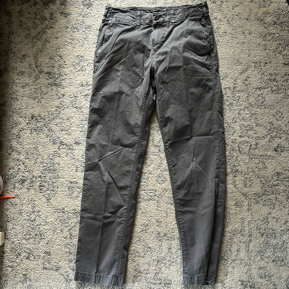American Eagle Gray Khaki pants